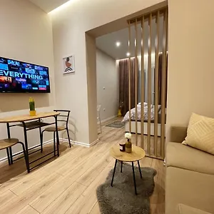  Appartement Aj Apartments, Hidden Gem In The Heart Of